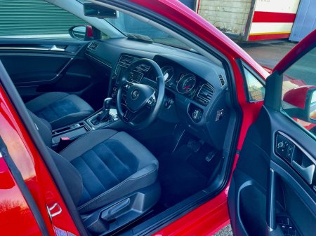 2015 Volkswagen Golf 1.4 TSI 150HP ACT HIGHLINE €12,499 thumbnail