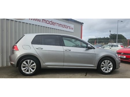 2016 Volkswagen Golf - thumbnail 10