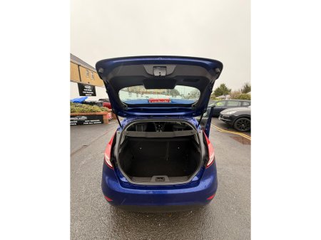 2014 Ford Fiesta 1.25 ZETEC 82PS 5DR ARGENTO €7,450