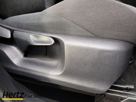 2024 Toyota C-HR - thumbnail 19