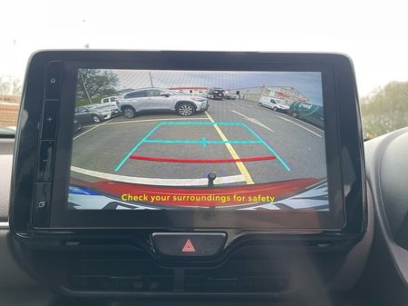 2022 Toyota Yaris Cross - thumbnail 14