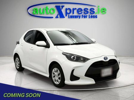2021 Toyota Yaris - thumbnail 1