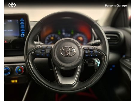 2024 Toyota Yaris 1.5 LUNA 4DR €23,995 thumbnail