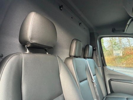 2026 Mercedes-Benz Sprinter 319 MWB HIGH ROOF SELECT AUTO 190BHP thumbnail