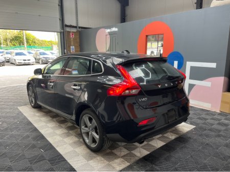 2015 Volvo V40 - photo 4