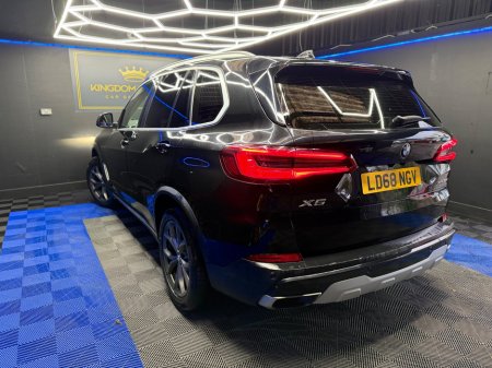 2019 BMW X5  €40,000 thumbnail