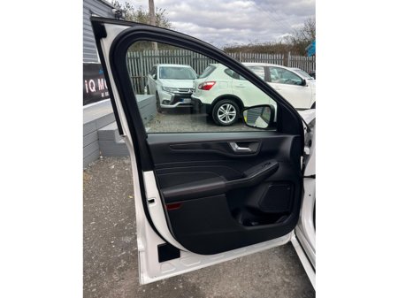 2022 Ford Kuga - thumbnail 6