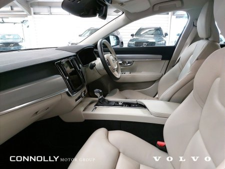 2020 Volvo V90 D4 Momentum Auto €384pm €34,945 thumbnail