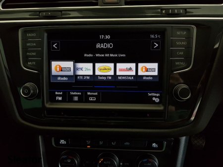 2017 Volkswagen Tiguan - thumbnail 14