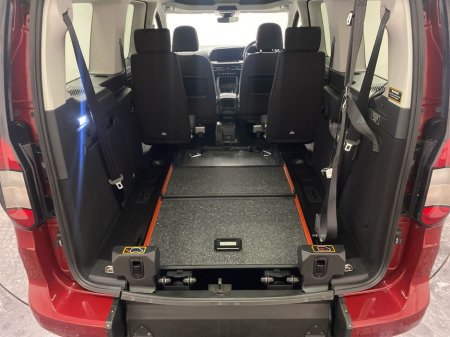 2024 Ford Tourneo Connect - thumbnail 9