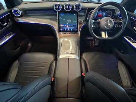 2024 Mercedes-Benz GLC Class 300 DE AMG LINE  4MATIC thumbnail
