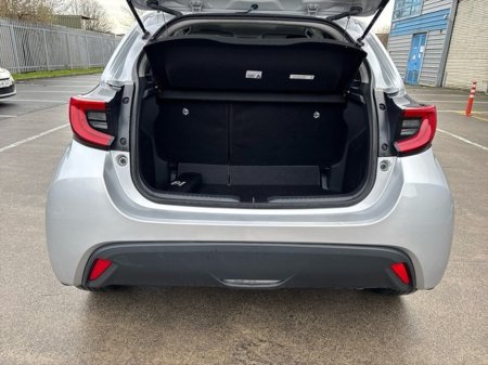 2021 Toyota Yaris - thumbnail 10