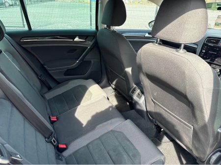 2019 Volkswagen Golf - thumbnail 12