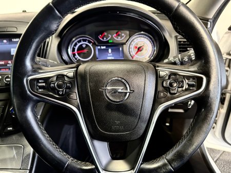 2017 Opel Insignia - thumbnail 11