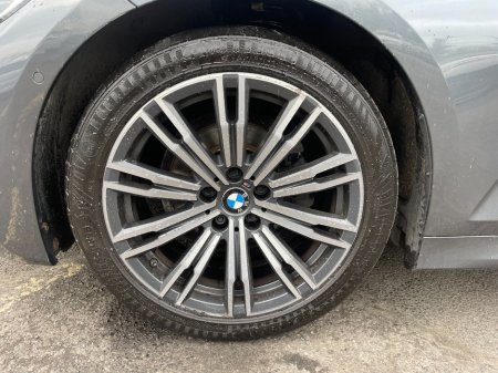 2020 BMW 3 Series - thumbnail 19