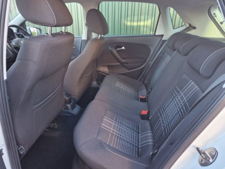 2016 Volkswagen Polo 1.0 5DR 75HP Lounge €10,950 thumbnail