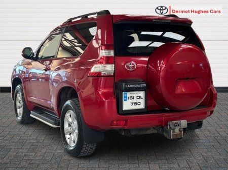 2016 Toyota Landcruiser - view 2