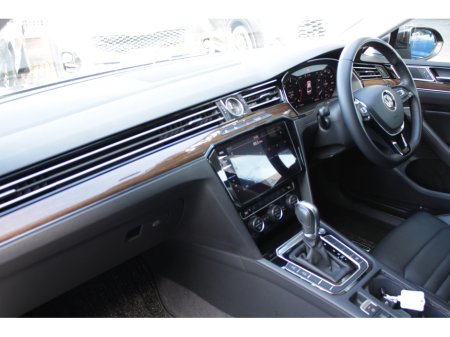 2018 Volkswagen Passat - thumbnail 23