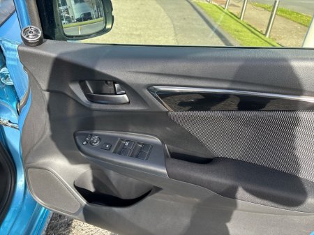 2017 Honda Fit - thumbnail 11