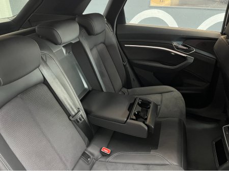 2022 Audi e-tron - thumbnail 15