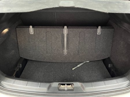 2016 Volvo V40 - thumbnail 7