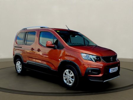 2021 Peugeot Rifter - photo 2