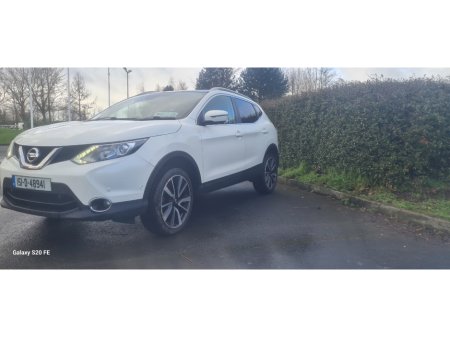 2015 Nissan Qashqai - thumbnail 4