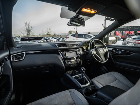 2015 Nissan Qashqai - thumbnail 27