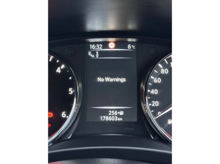 2015 Nissan Qashqai 1.5 SVE DAP + GLASS ROYALE ROOF E 4DR €9,800 thumbnail