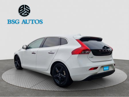 2015 Volvo V40 2015 T4 1.6 AUTOMATIC €12,495 thumbnail