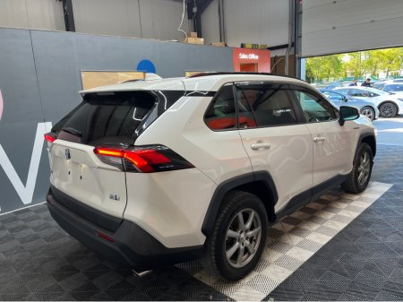 2020 Toyota Rav4 - photo 2