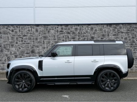 2023 Land Rover Defender 110 3.0 D  HARD TOP S 2 SEAT COMM €63,500