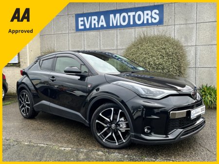 2022 Toyota C-HR GR SPORT AUTOMATIC HYBRID 1.8 PETROL //HALF LEATHER HEATED SEATS//ADAPTIVE CRUISE CONTROL//KEYLESS ENTRY//REVERSE CAMERA//