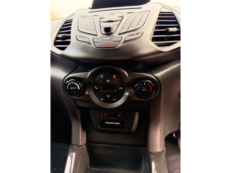 2016 Ford Ecosport - thumbnail 5