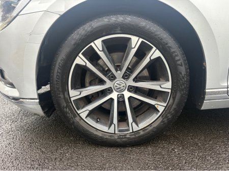 2018 Volkswagen Passat - thumbnail 6