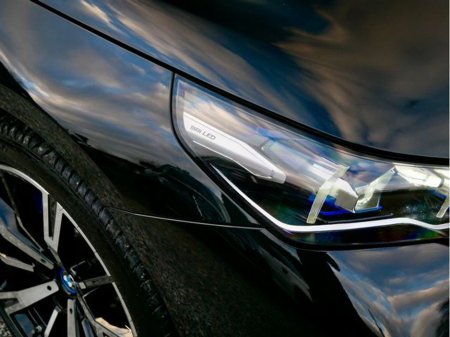 2025 BMW 5 Series - thumbnail 12