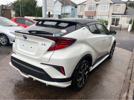 2020 Toyota C-HR Hybrid sport €25,500