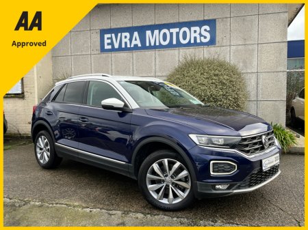 2020 Volkswagen T-Roc STYLE DESIGN AUTOMATIC 2.0 DIESEL //KEYLESS ENTRY//2 TONE PAINT//ADAPTIVE CRUISE CONTROL//REVERSE CAMERA//