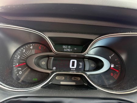 2016 Renault Captur - thumbnail 10