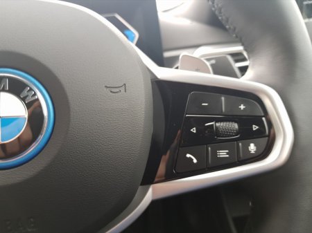 2026 BMW 3 Series - thumbnail 16