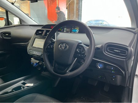 2022 Toyota Prius - thumbnail 8