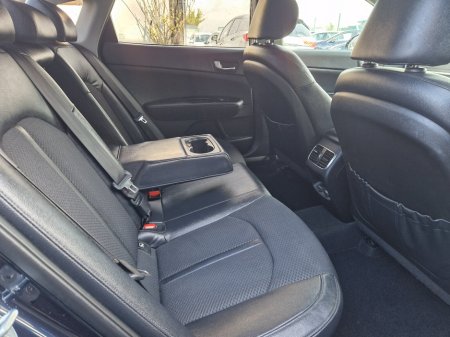 2017 Kia Optima 1.7 D Platinum SR Auto €10,950 thumbnail