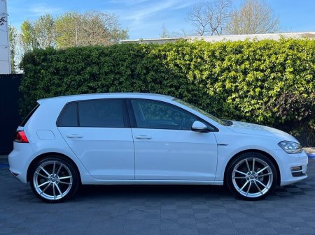 2017 Volkswagen Golf - photo 2
