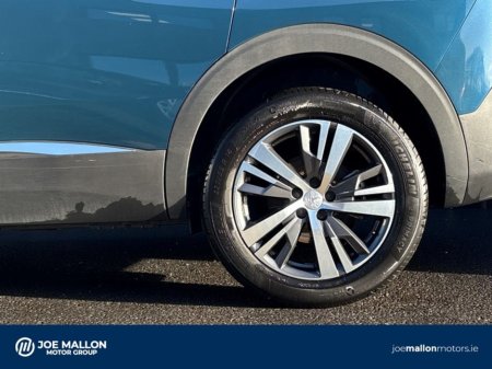 2025 Peugeot 5008 - thumbnail 15