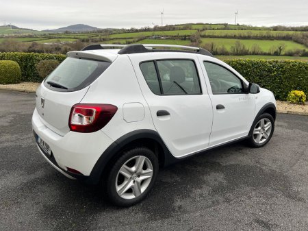 2016 Dacia Sandero Stepway 1.5 dCi 90 STEPWAY ALTERNATIVE €8,950 thumbnail