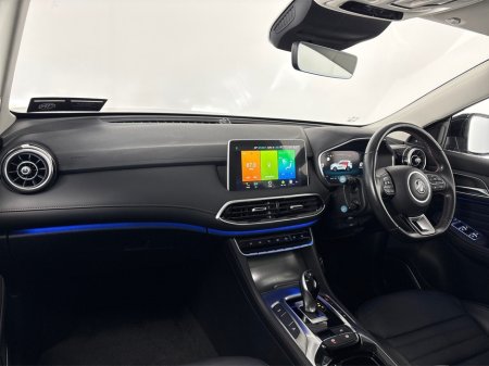 2022 MG HS EXCLUSIVE PHEV AUTO**PANORAMIC ROOF**DIGITAL DASH**TOUCH SCREEN APPLE CAR PLAY**MULTIFUNCTIONAL STEERING WHEEL**HEATED LEATHER SEATS**ELECTRIC SEATS**ELECTRIC FOLDING MIRRORS**ELECTRIC TAILGATE** €24,995 thumbnail