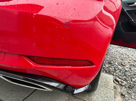 2018 Volkswagen Golf  €16,500 thumbnail