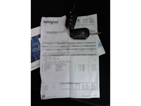 2018 Peugeot 3008 1.6 HDI GT LINE BLUE S/S 5DR AUTO €19,999 thumbnail