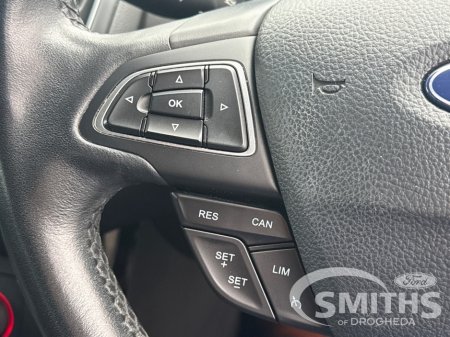 2018 Ford Focus - thumbnail 24