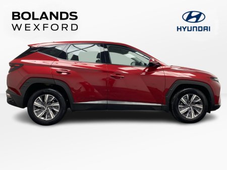 2022 Hyundai Tucson - view 3